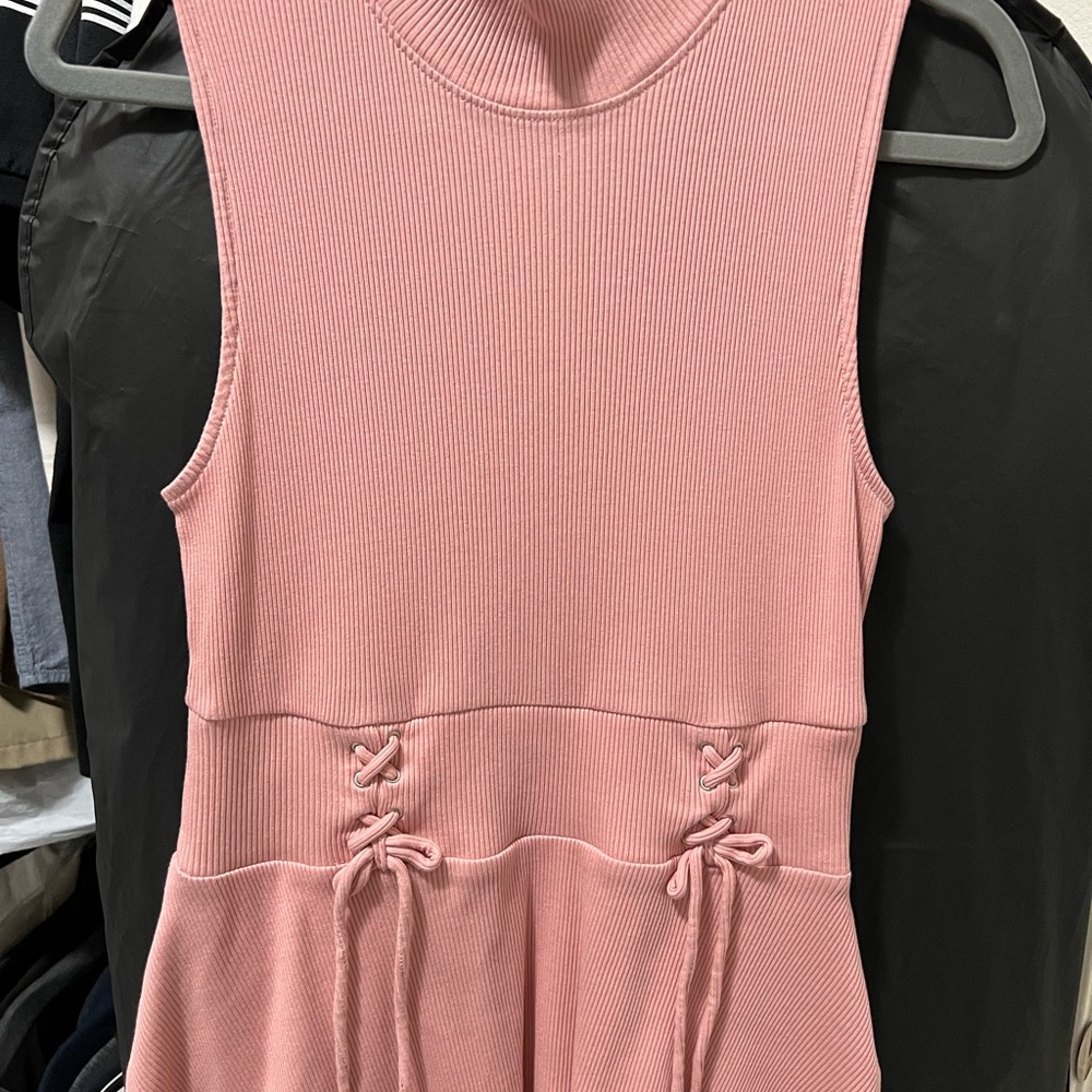 Express Ribbed Pink Top - Picture 5 of 6